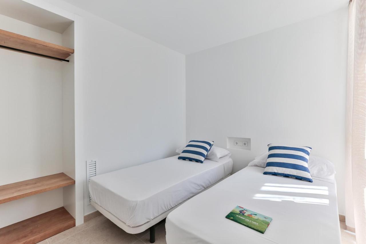 Eco-Apartments La Marineda Roses Exterior photo