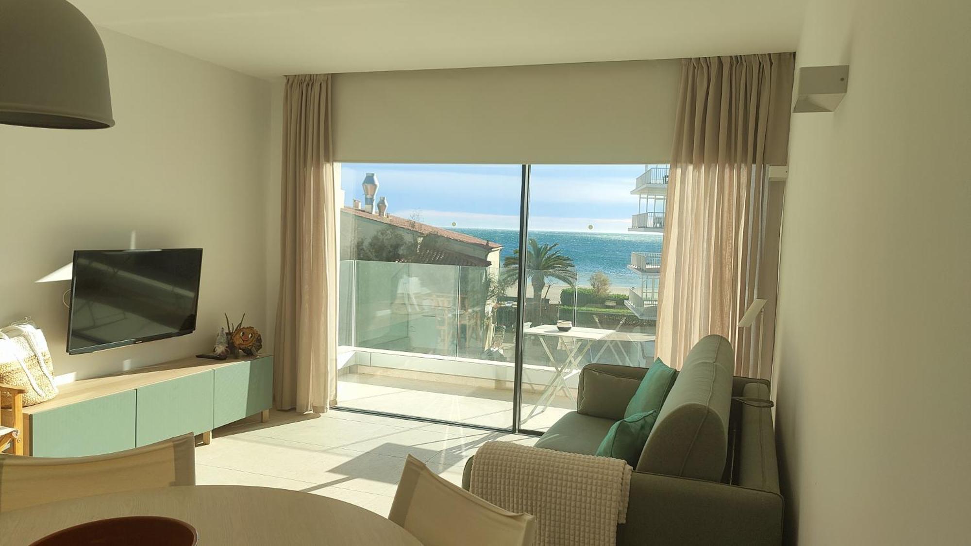 Eco-Apartments La Marineda Roses Exterior photo