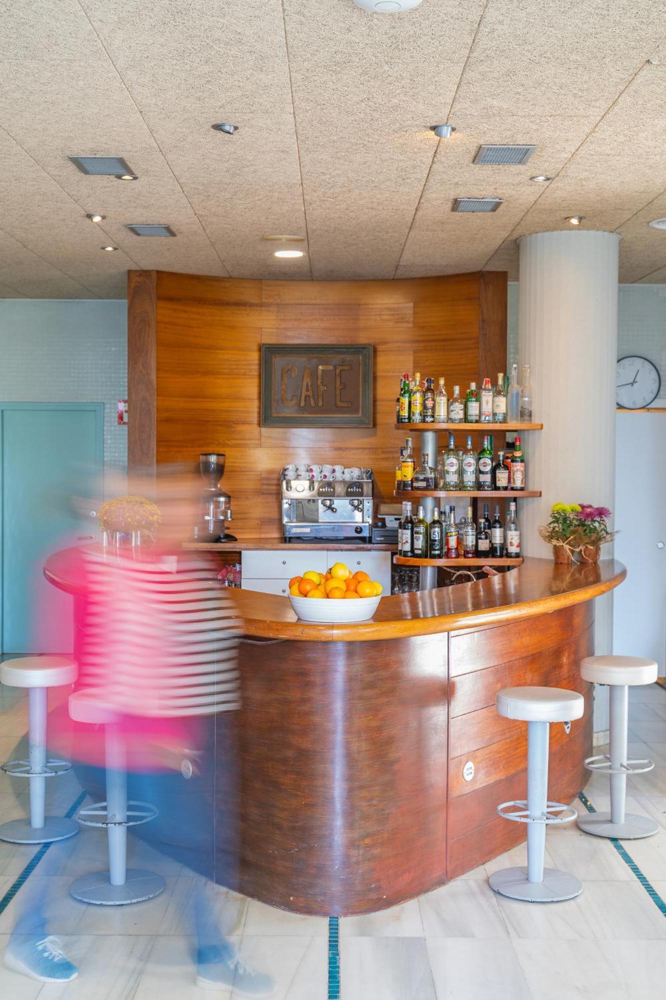 Eco-Apartments La Marineda Roses Exterior photo